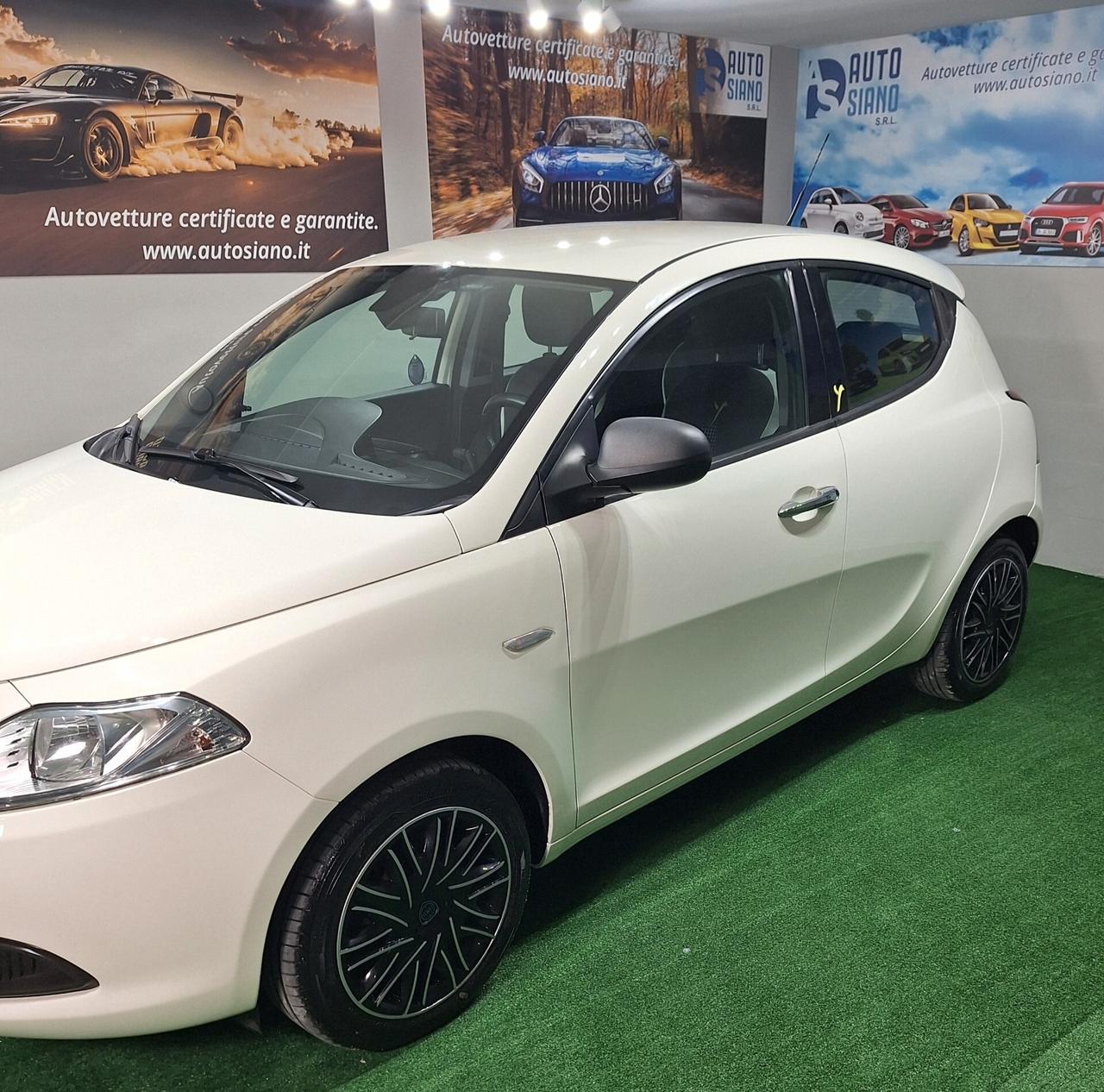 Lancia Ypsilon 1.2 69 CV 5 porte 2015