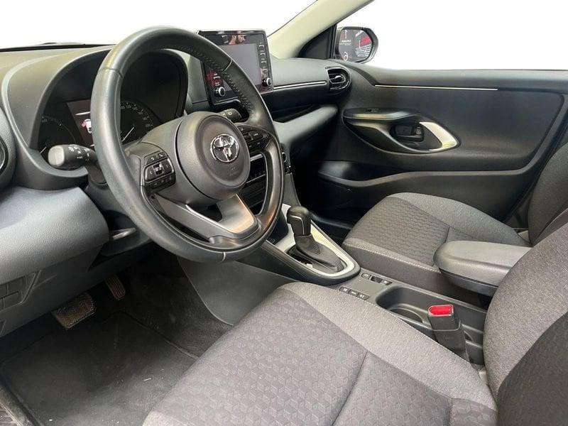 Toyota Yaris Hybrid Active MY22