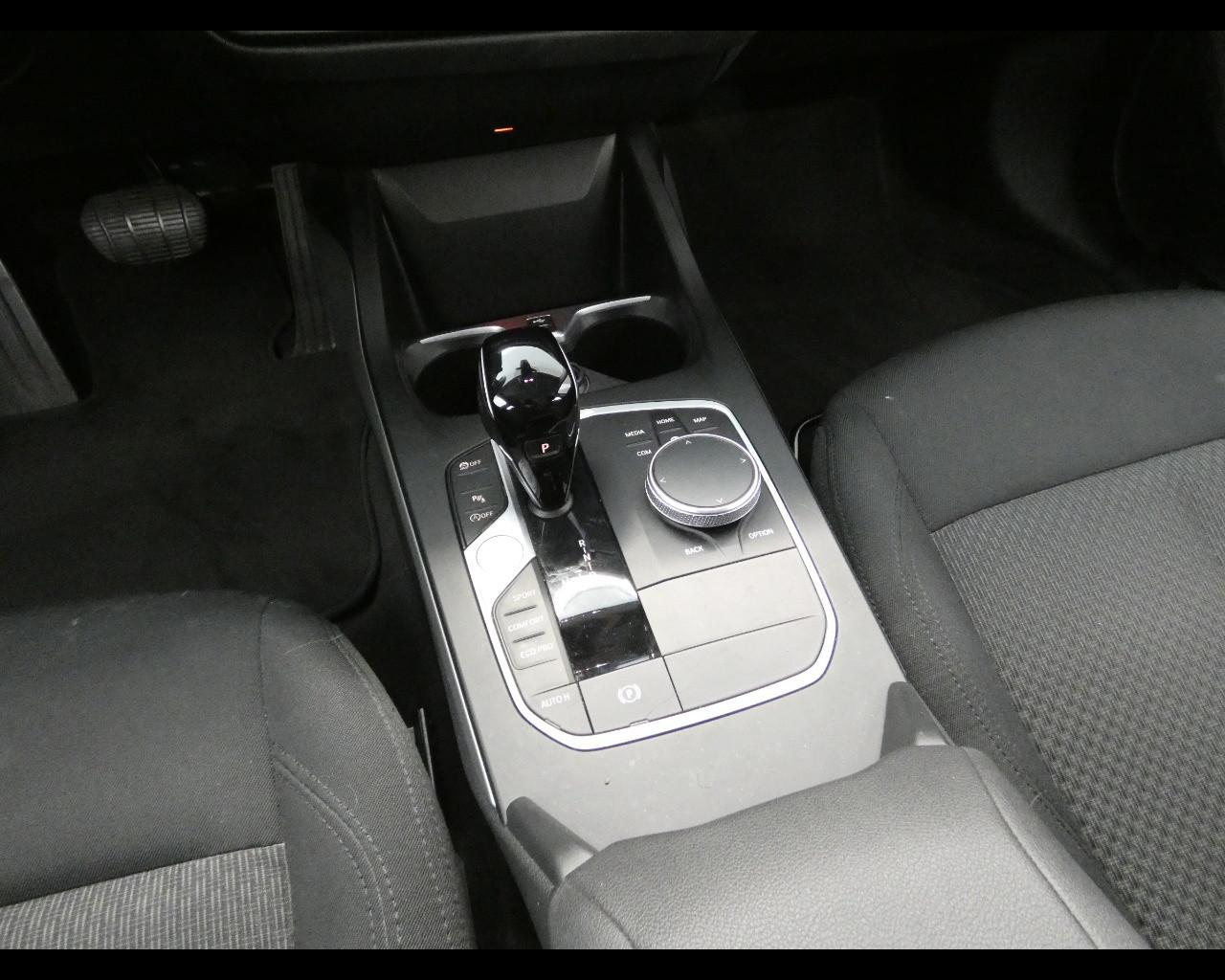 BMW Serie 1 (F40) - 116d 5p. Msport Exterior