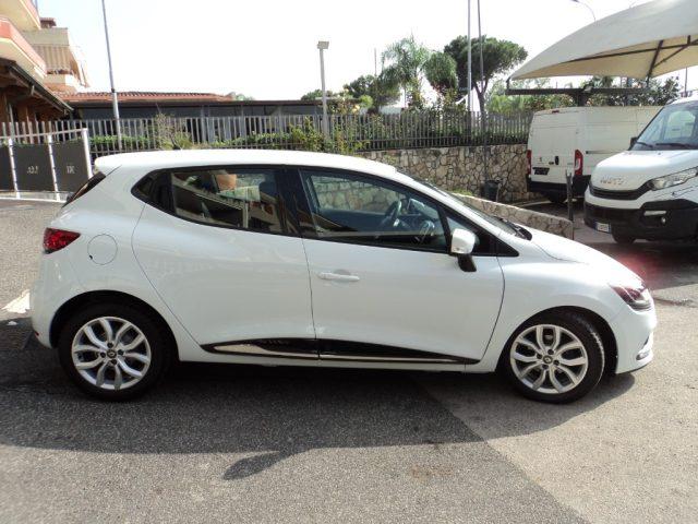 RENAULT Clio dCi 8V 90 CV EDC 5 porte Moschino Intens