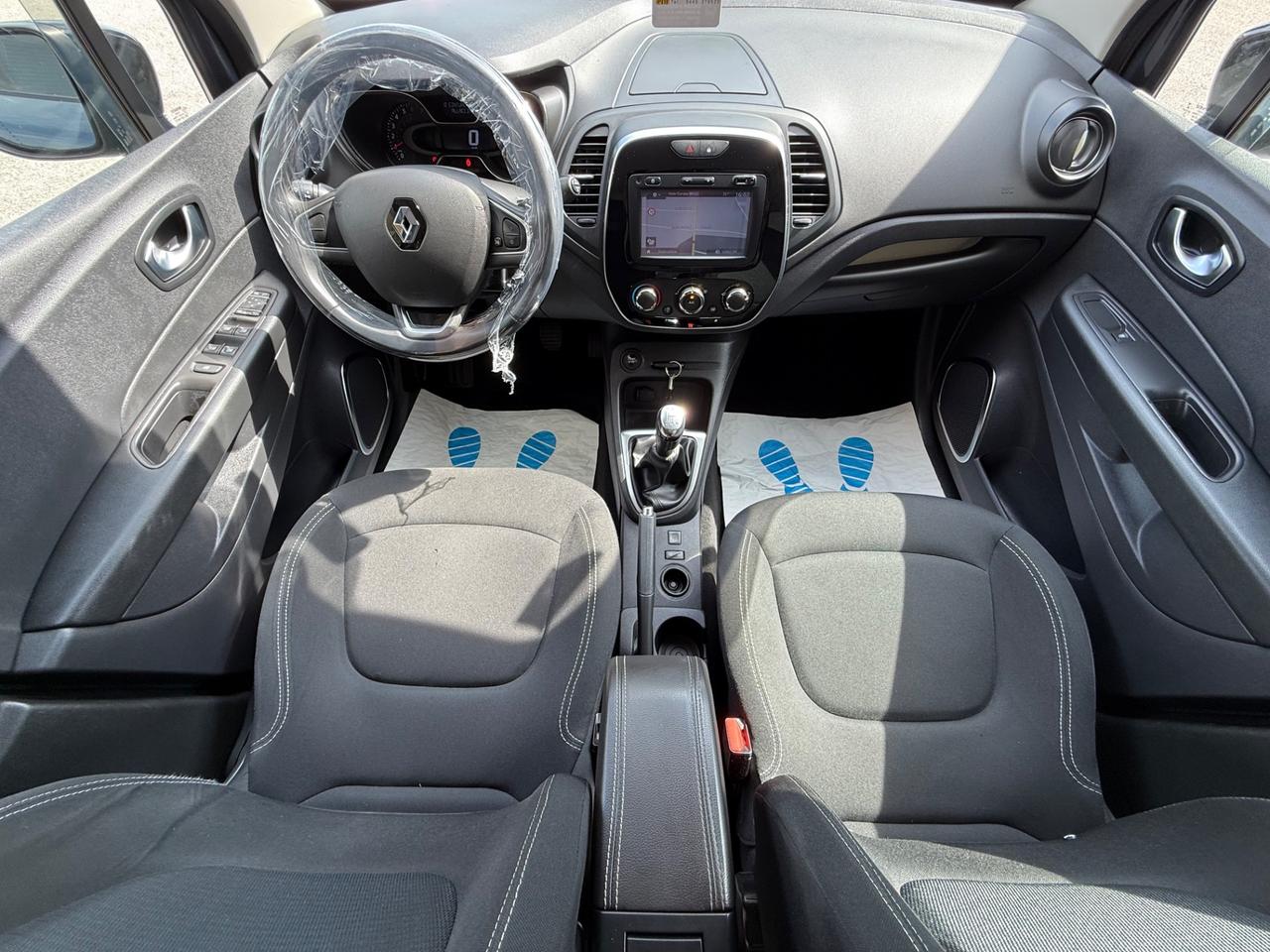 Renault Captur TCe 12V 90 CV Life - OK Neopatentati