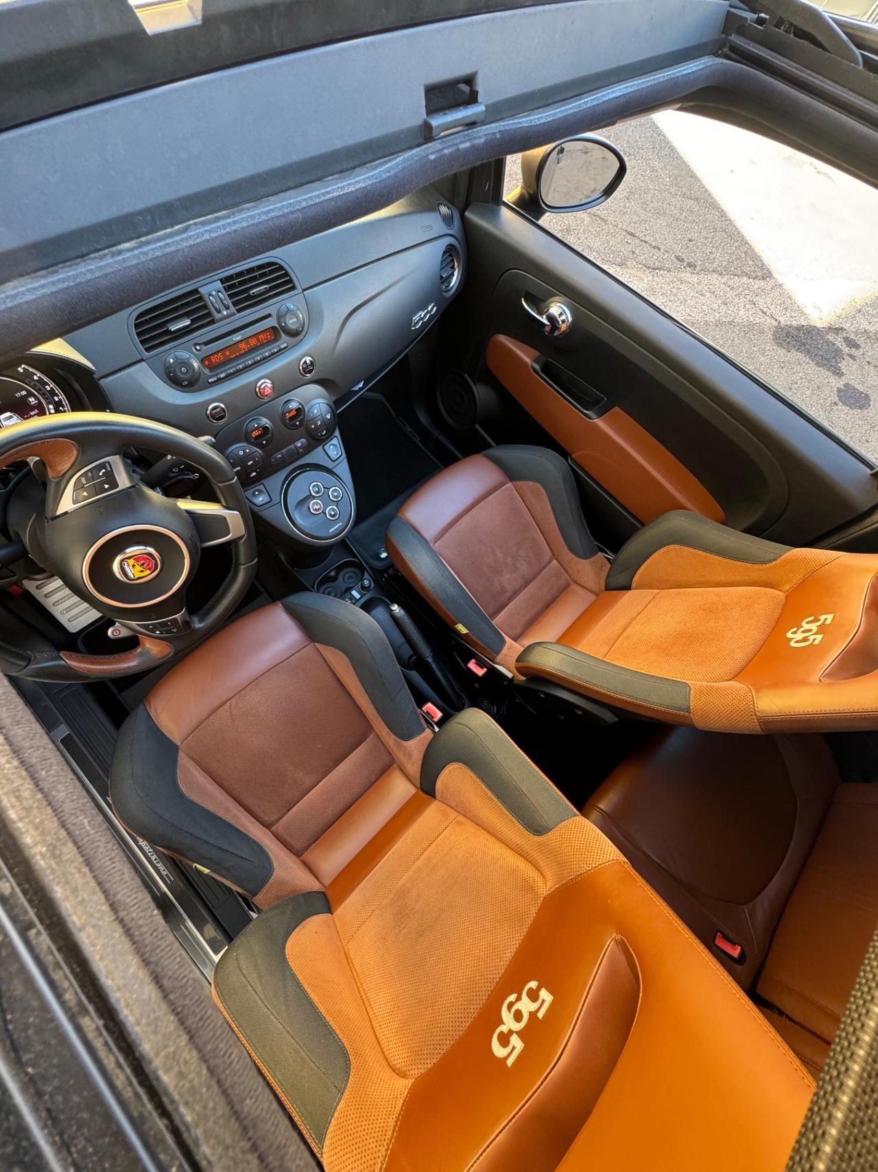 Abarth 595 1.4 T-Jet 160 CV MTA Competizione SABELT