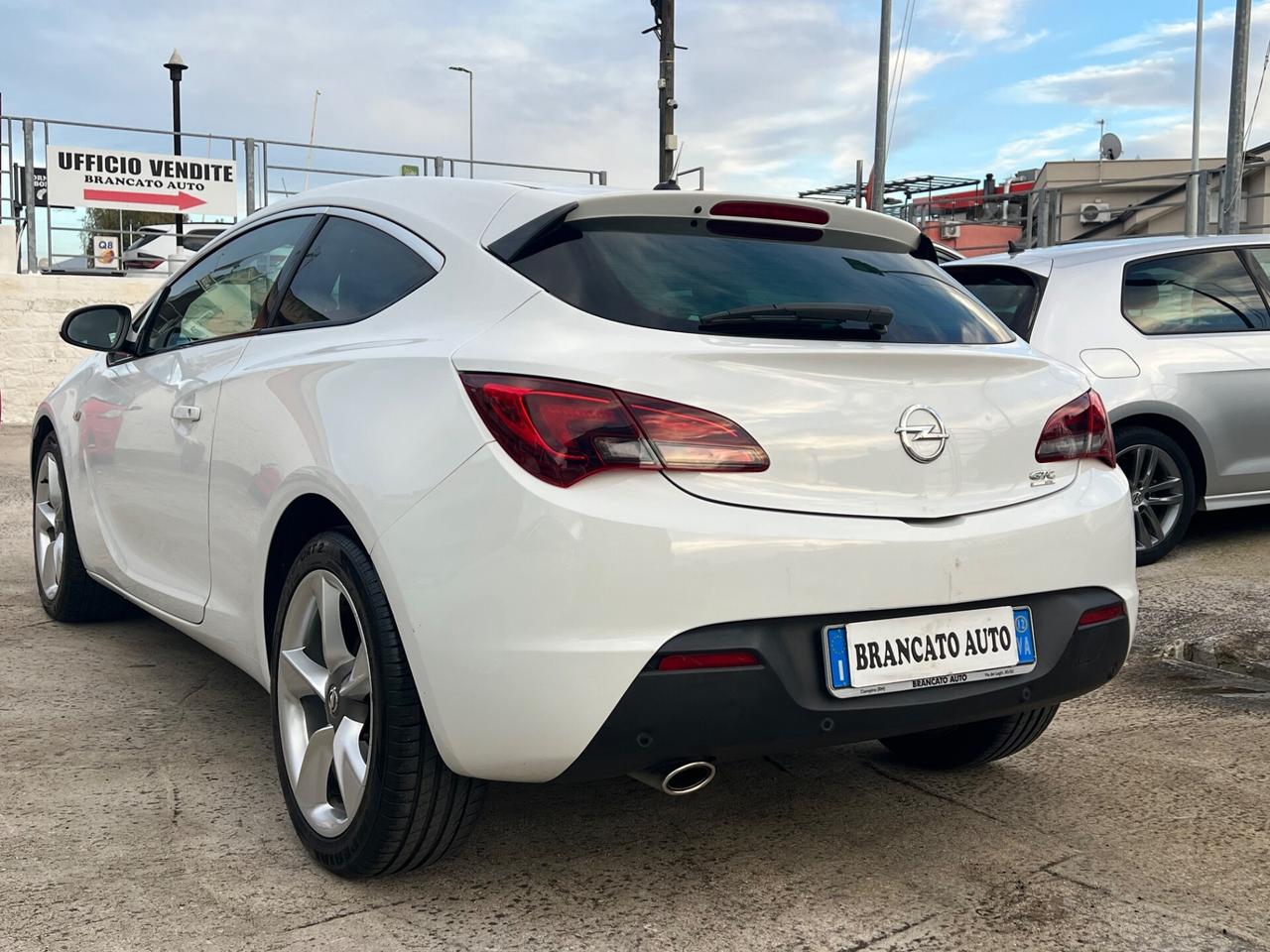 Opel Astra GTC 1.4 Turbo 140CV S&S 3 porte Elective