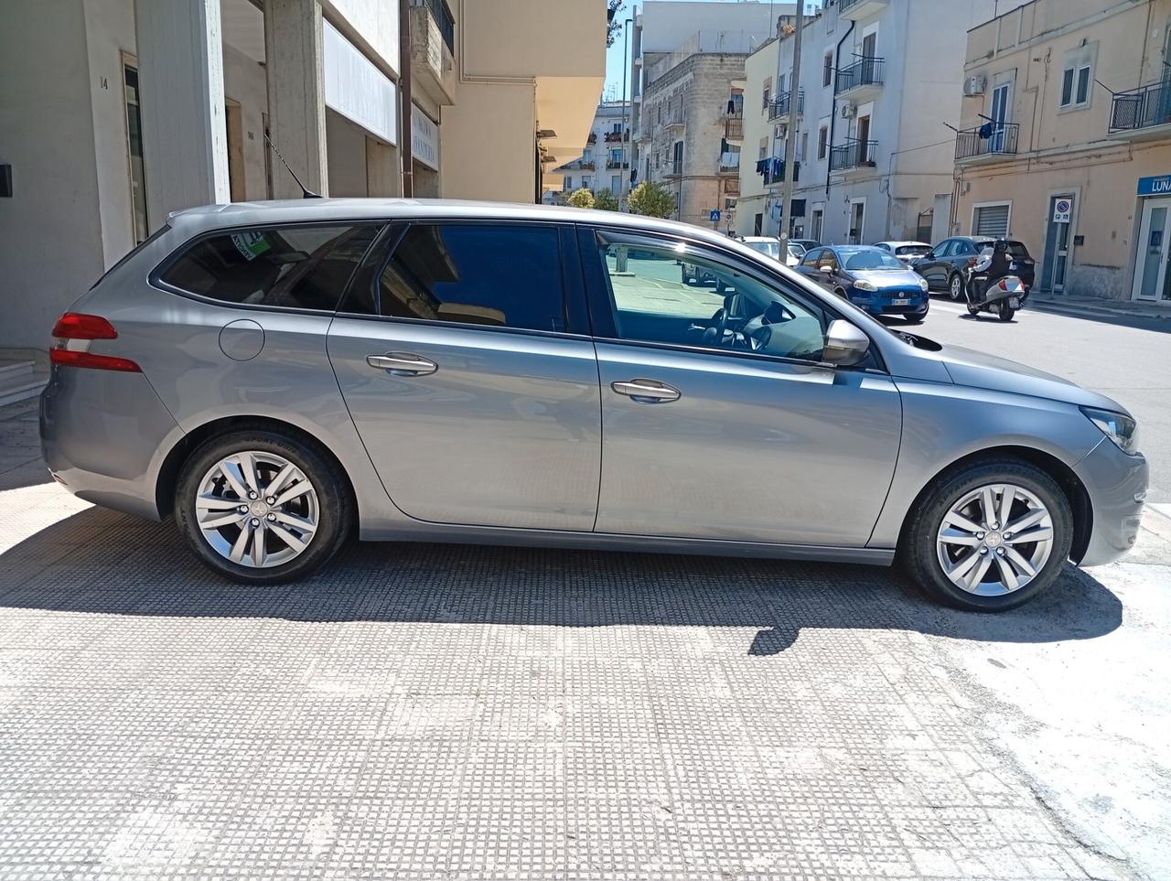 Peugeot 308 BlueHDi 120 S&S SW Business