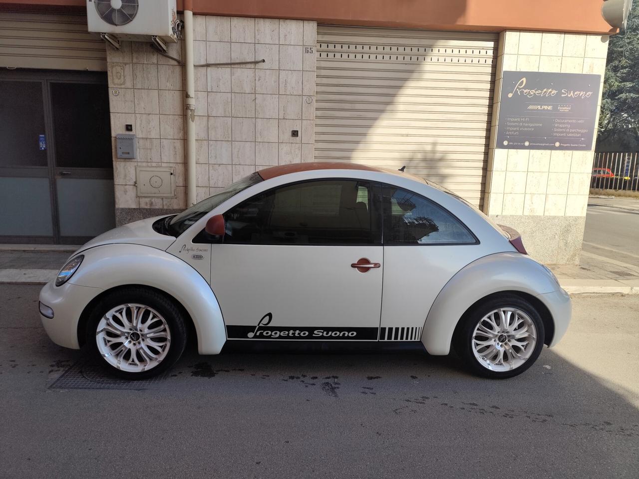 Volkswagen New Beetle AUTO Demo ALPINE, SOUND QUALITY, WRAPPATA, PARI AL NUOVO