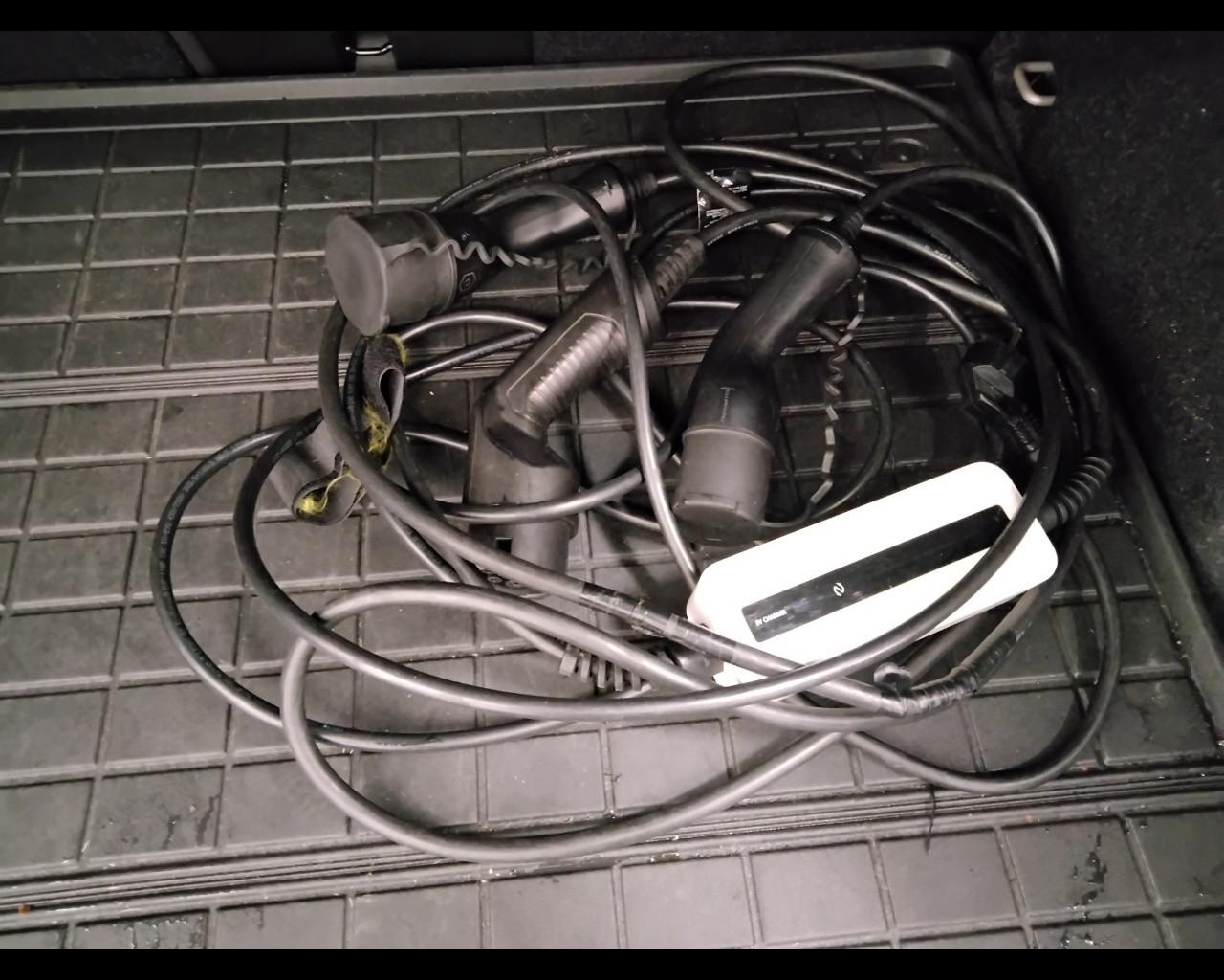 VOLVO XC40 2023 - XC40 1.5 t5 recharge phev Core auto