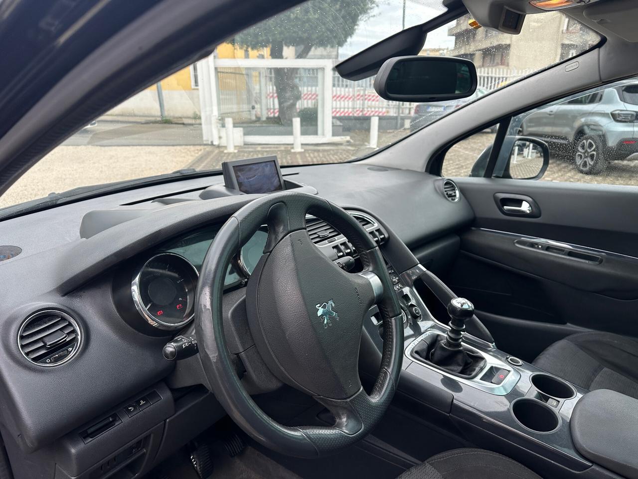 Peugeot 3008 1.6 HDi 112CV Outdoor