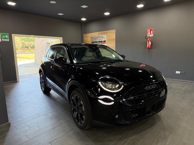 FIAT 600 KM0 LA PRIMA 100CV+CARPLAY WI-FI+18''+RCAM+2PDC