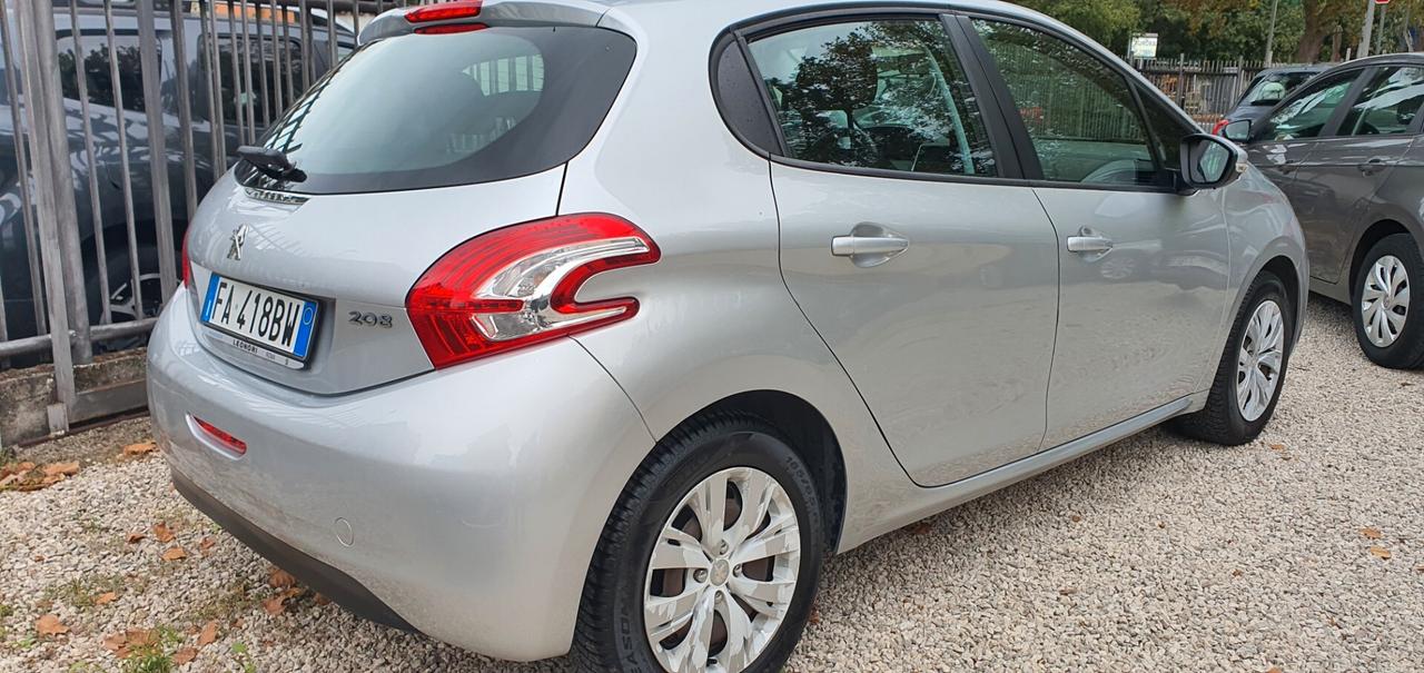 Peugeot 208 PureTech 82 5 porte Access