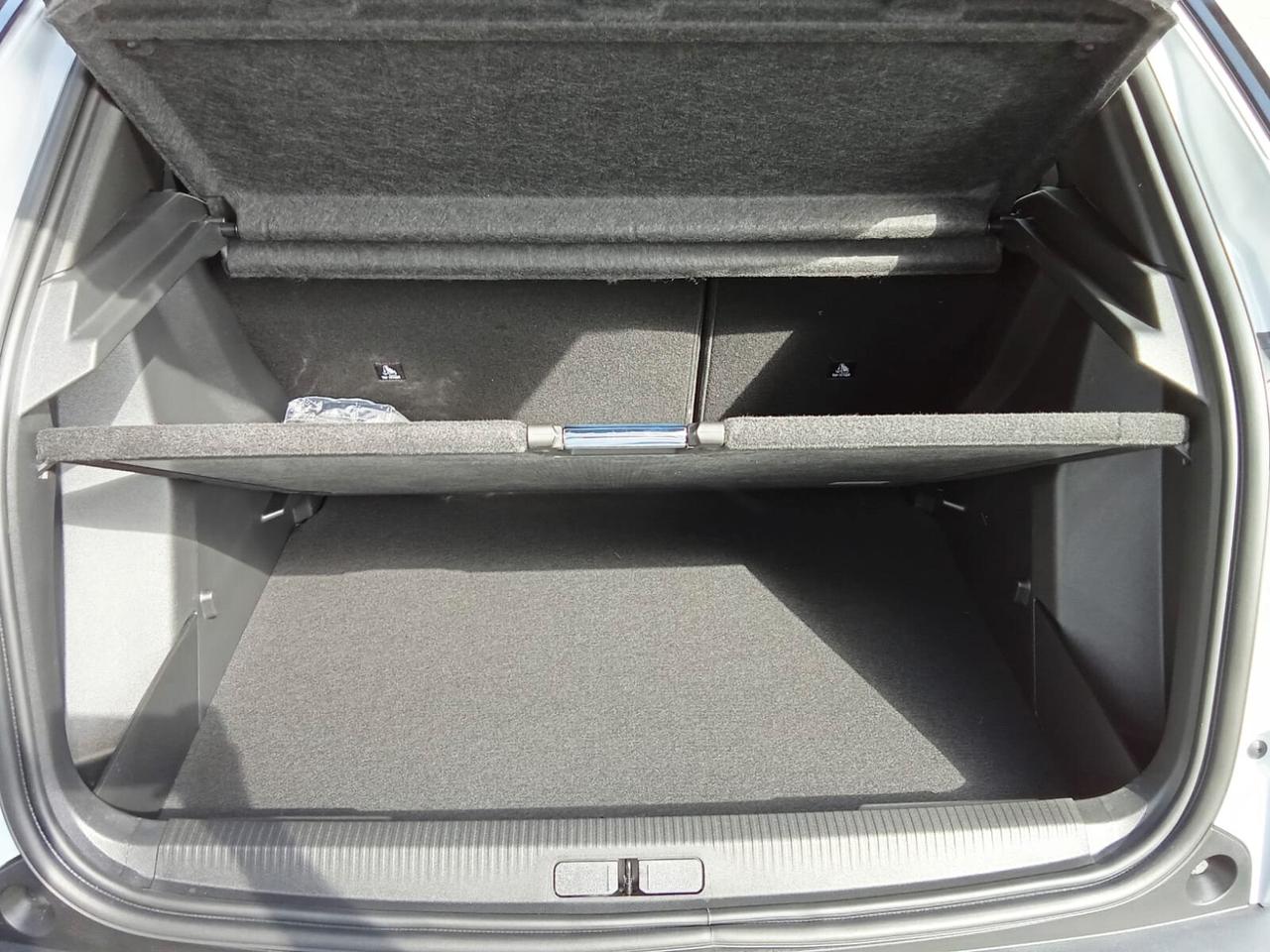 Peugeot 2008 Hybrid 145 e-DCS6 Allure