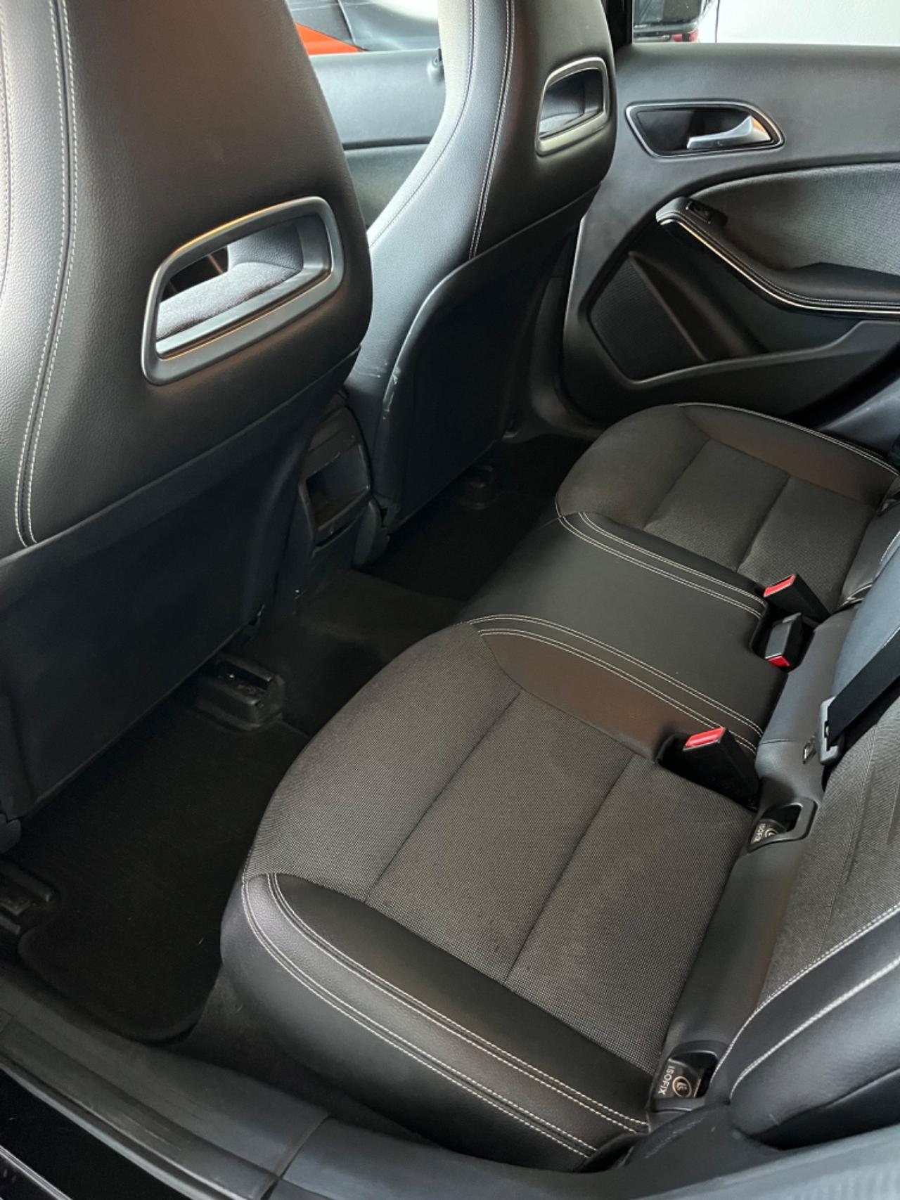 Mercedes-benz A 160 A 160 d Automatic Sport