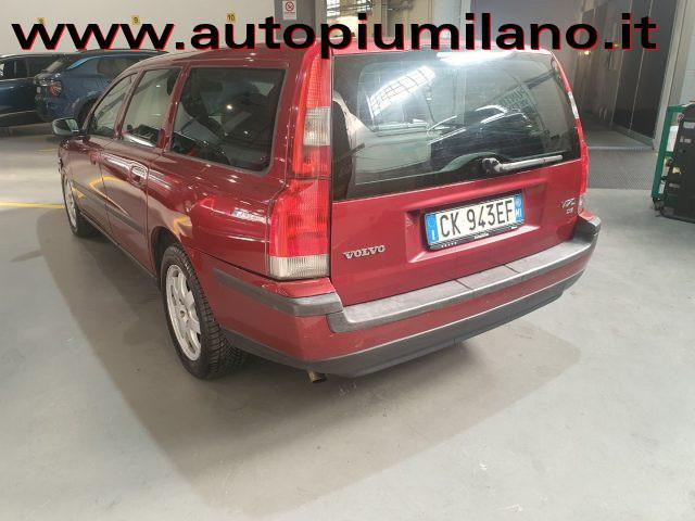 VOLVO V70 2.4 D5 20V cat