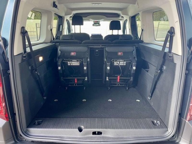 FIAT Doblò Passo Lungo 1.5 d Doblo 130cv auto 7p.ti - KM0