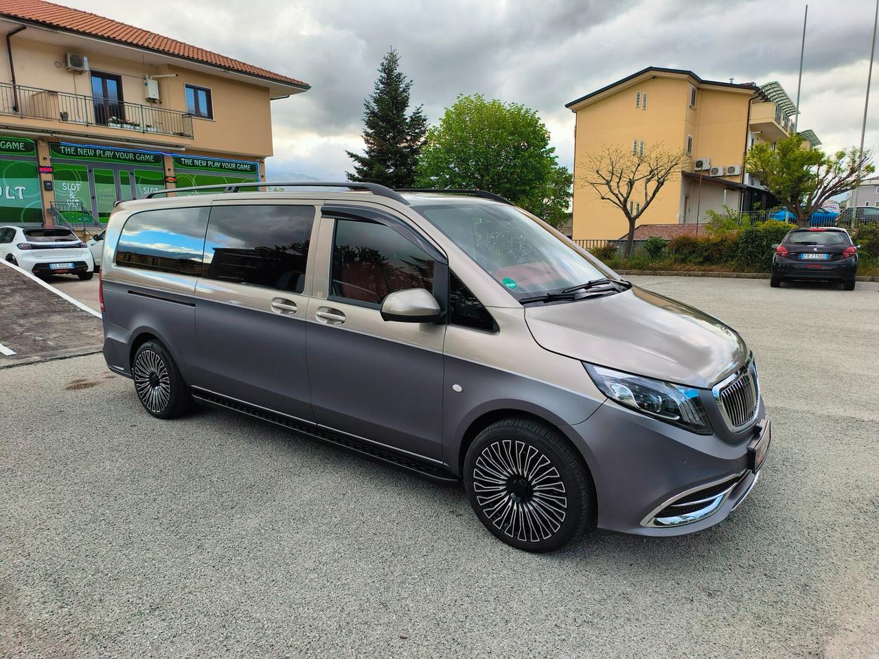 Mercedes-benz Vito Maybach 220 d Automatic Premium Long VIP