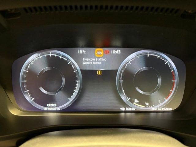 VOLVO XC40 D3 Geartronic Momentum LED - TETTO - TELEC. - 18