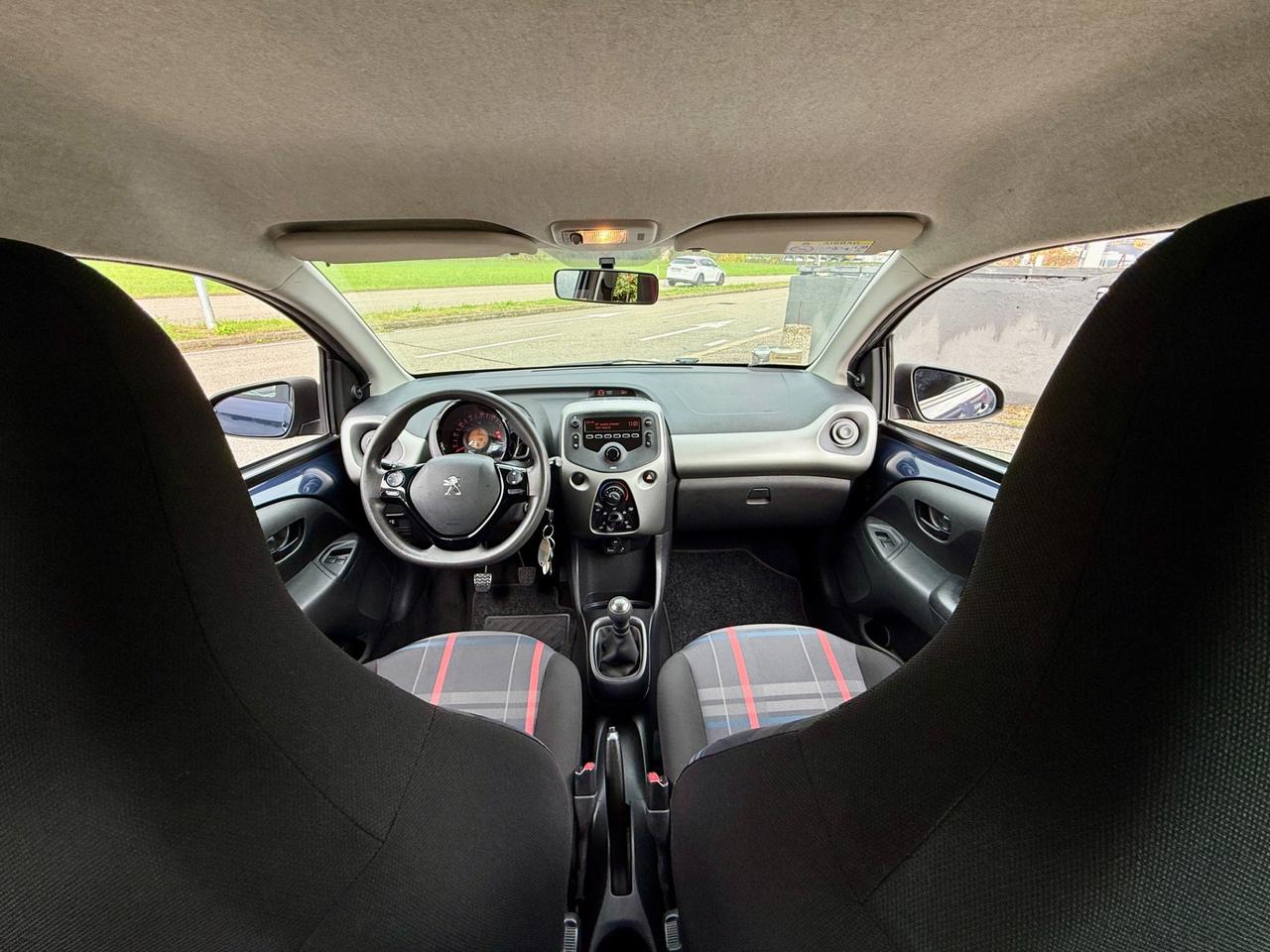 Peugeot 108 VTi 68 5 porte Allure 2016 104.000KM