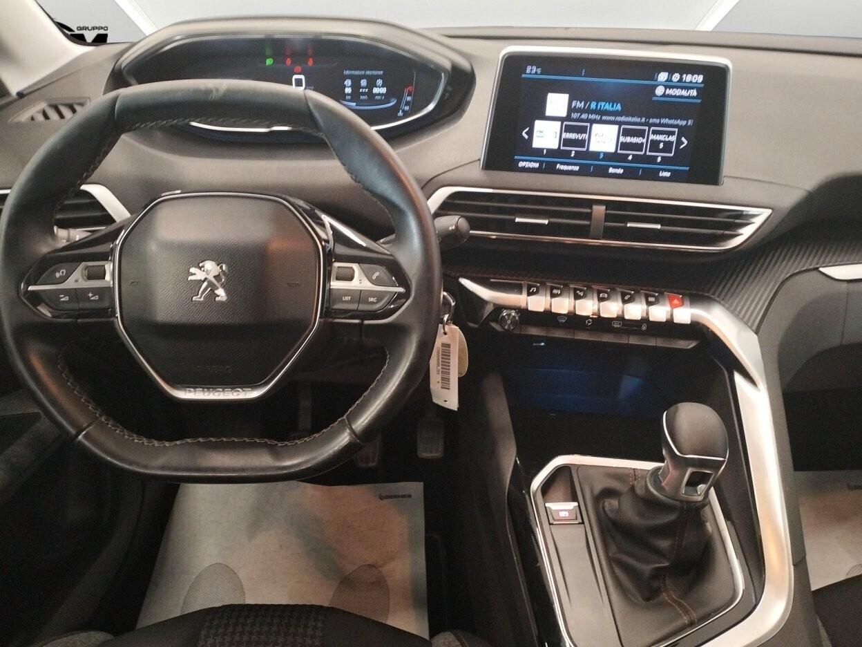 Peugeot 3008 1.5 bluehdi Active *92.000 KM*