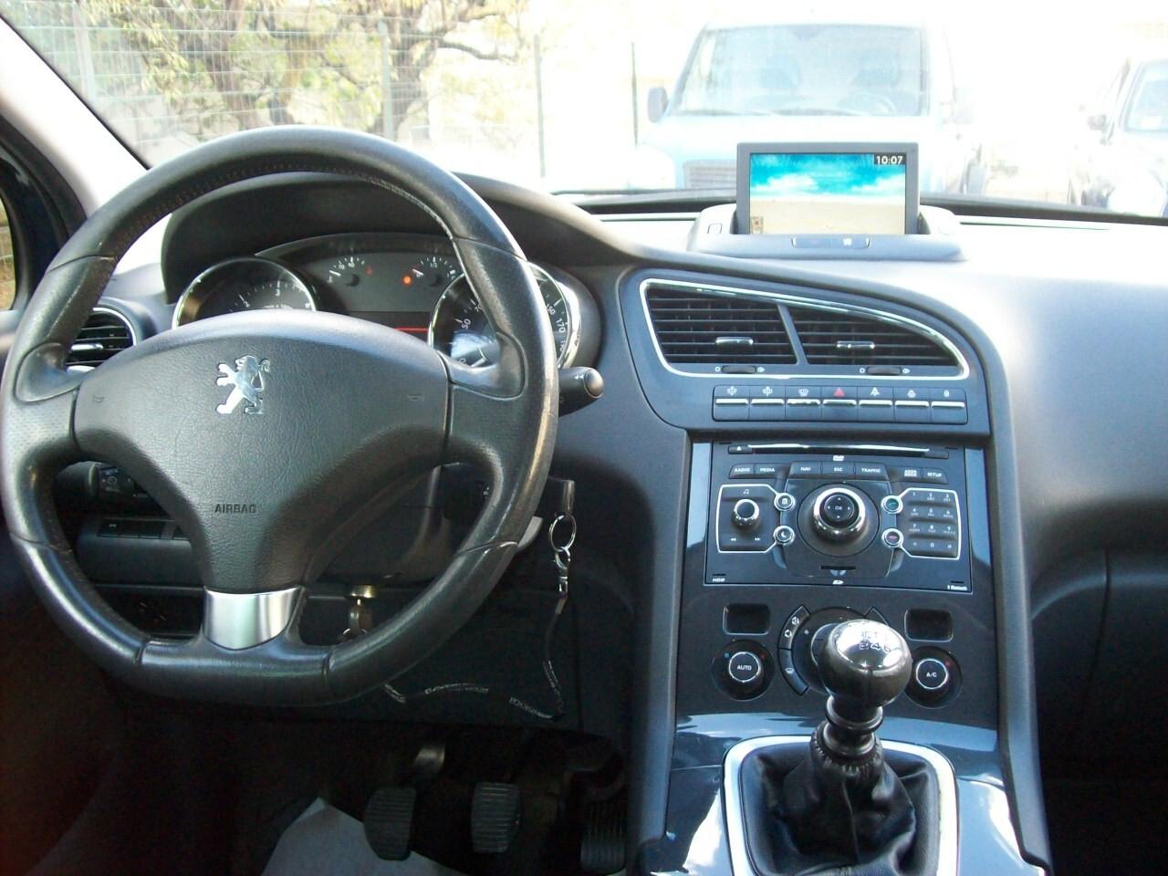 Peugeot 5008 2.0 HDi 150CV Allure Tetto Panoramico