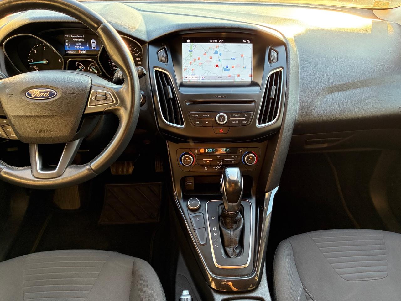 Ford Focus 1.5 TDCi 120 cv Powershift SW Titanium