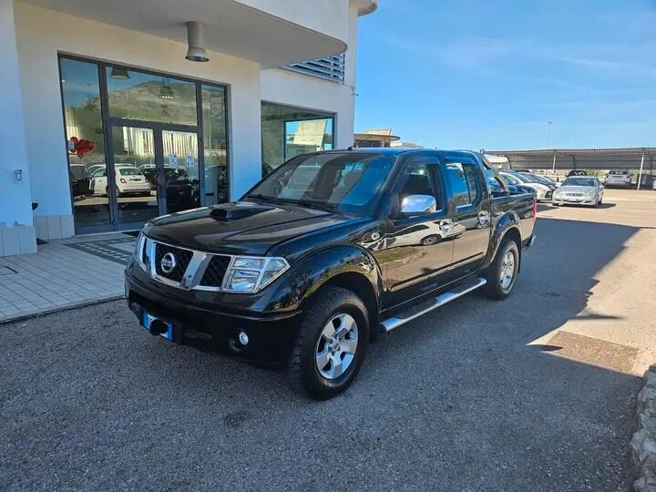 Nissan Navara 2.5 dCi 4 porte Double Cab SE