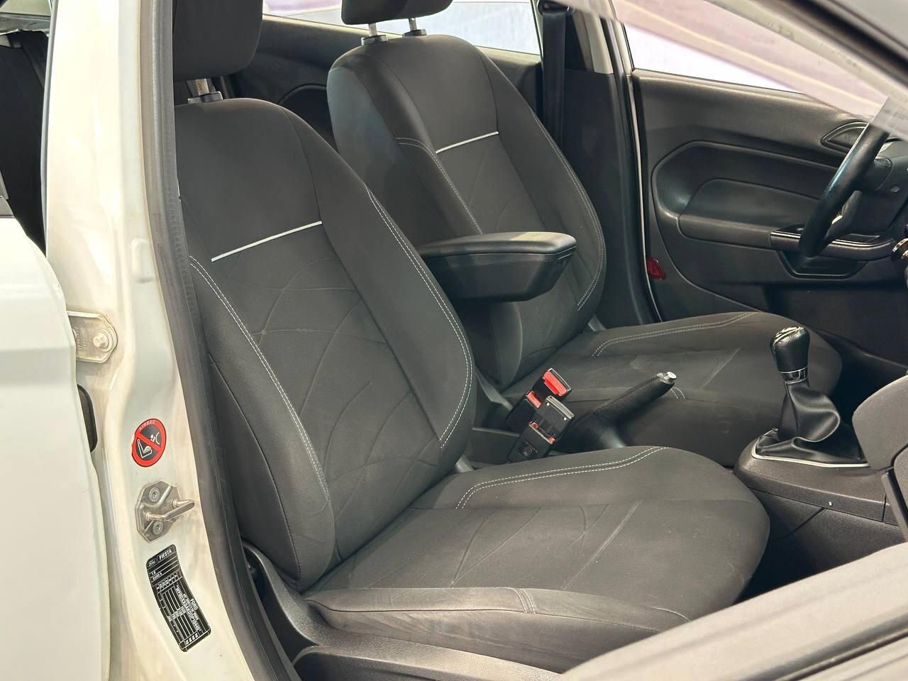 Ford Fiesta 1.0 80CV 5 porte Titanium