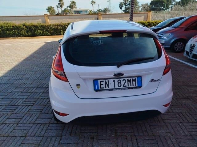 Ford Fiesta 1.4 BENZ/ GPL DI SERIE