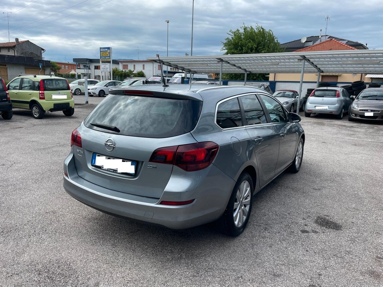 Opel Astra 1.7 CDTI 125CV Sports Tourer Cosmo