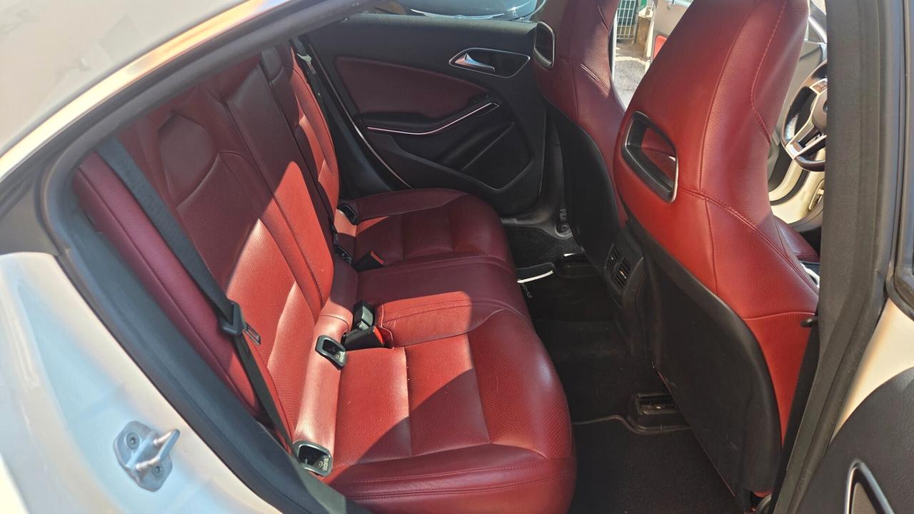 Mercedes-benz CLA 250 Automatic Premium