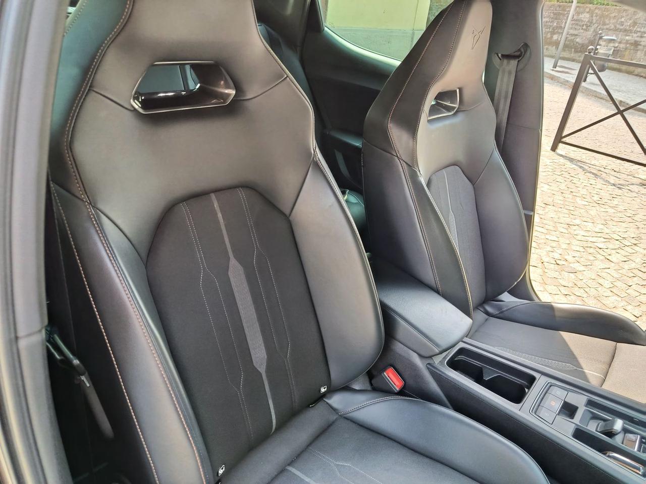 Cupra Leon Carbon 1.4 e-HYBRID VZ PHEV #11731