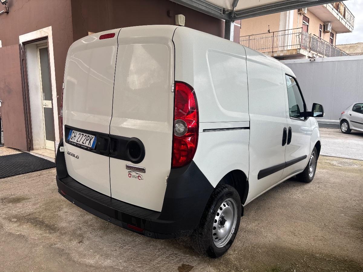 FIAT - Doblò Cargo - 1.6 MJT 120CV S&S Trekking