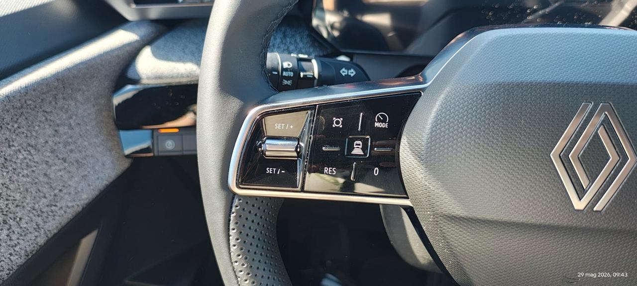Renault Clio 1.8 full hybrid E-Tech Techno Auto