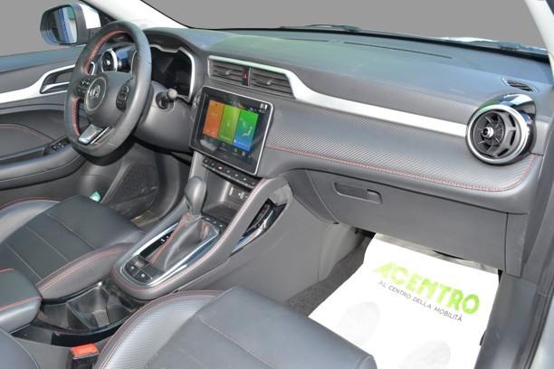 MG ZS - 1.0T 6MT LUXURY