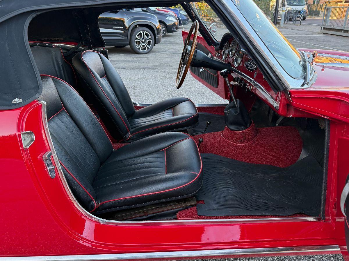 ALFA ROMEO - Giulietta Spider 1300