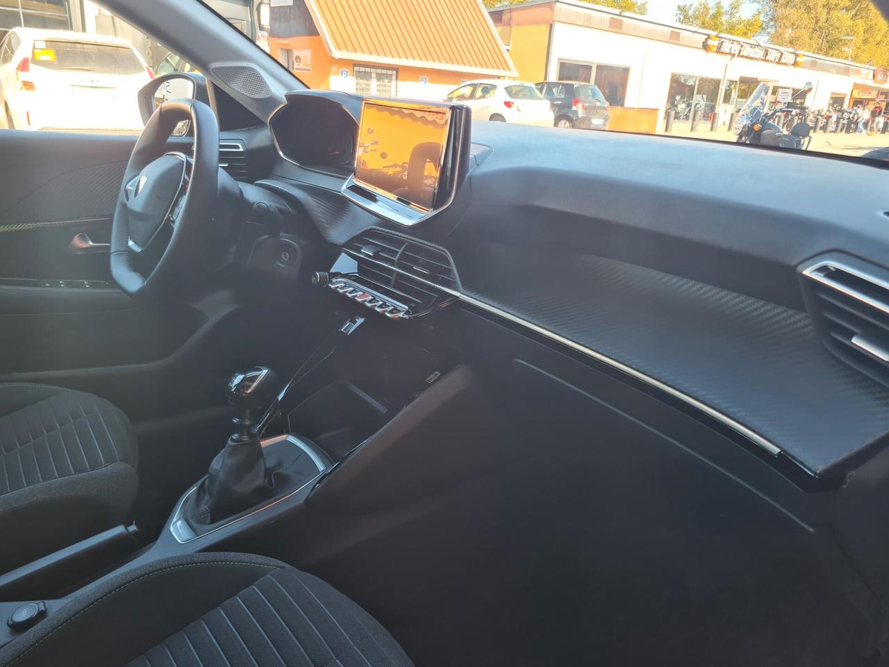 Peugeot 208 1.2 PureTech 100 *CARPLAY*PDC*