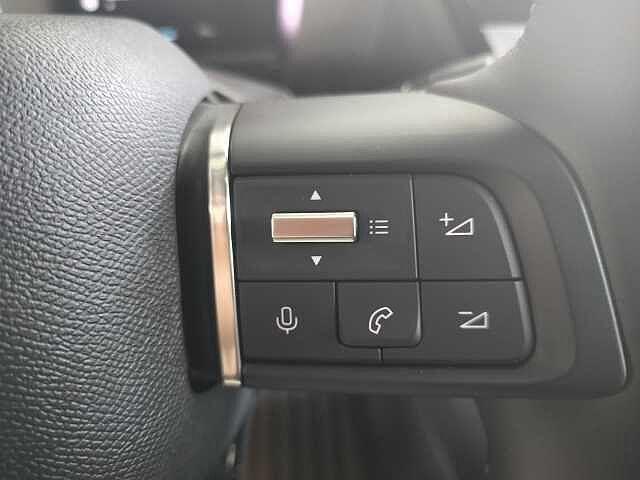 Citroen ë-C4 motore elettrico 136 CV Shine