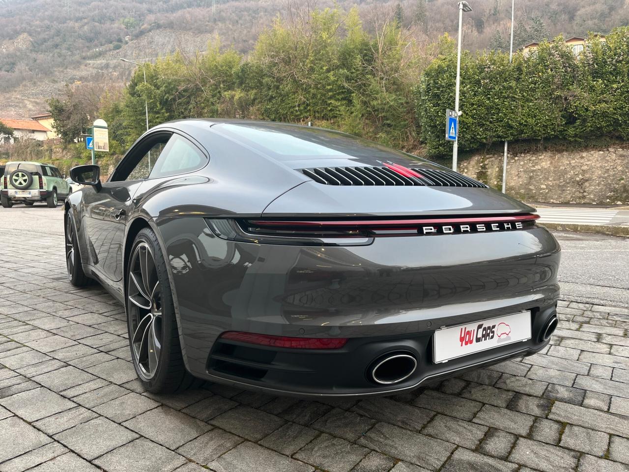 Porsche 911 Carrera 4