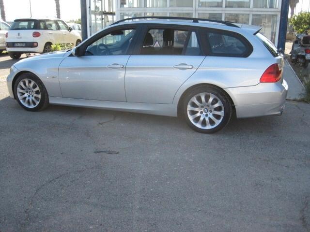 Bmw 320 320d cat Touring Attiva