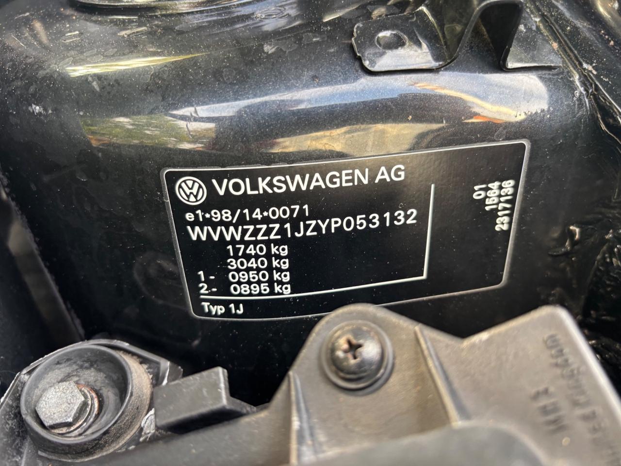 Volkswagen Golf GTI Golf 1.8 turbo 20V cat 3p. GTI