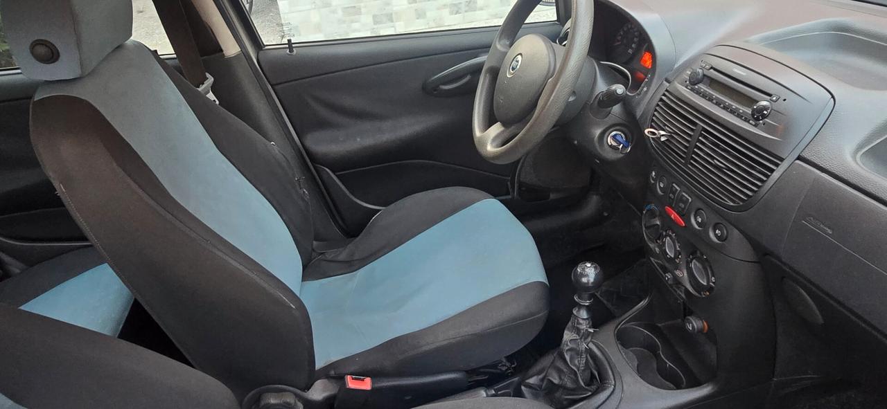 Fiat Punto 1.2 5 porte Actual
