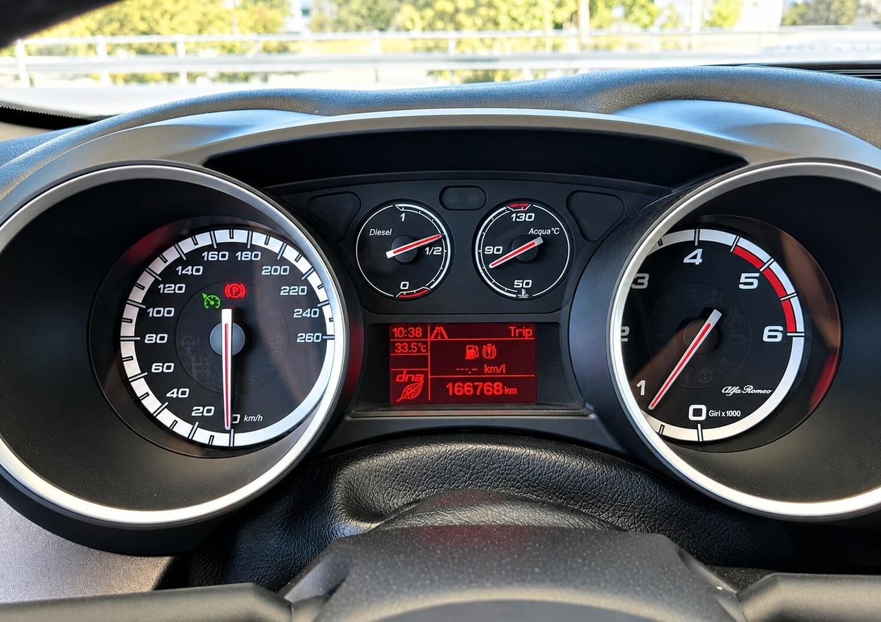 Alfa Romeo Giulietta 1.6 JTDm-2 105 CV Exclusive