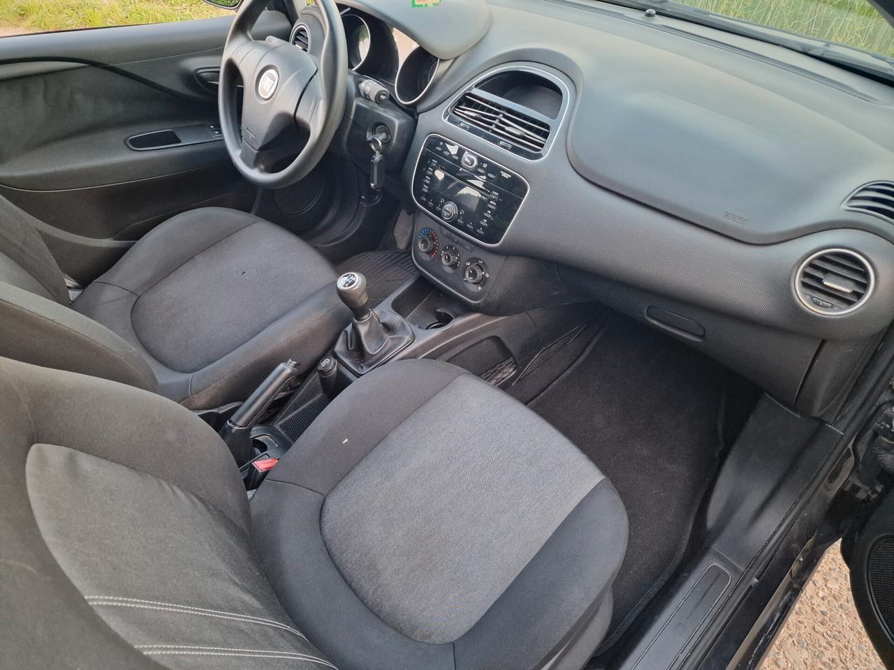 Fiat Punto 1.3 MJT 75cv 5p