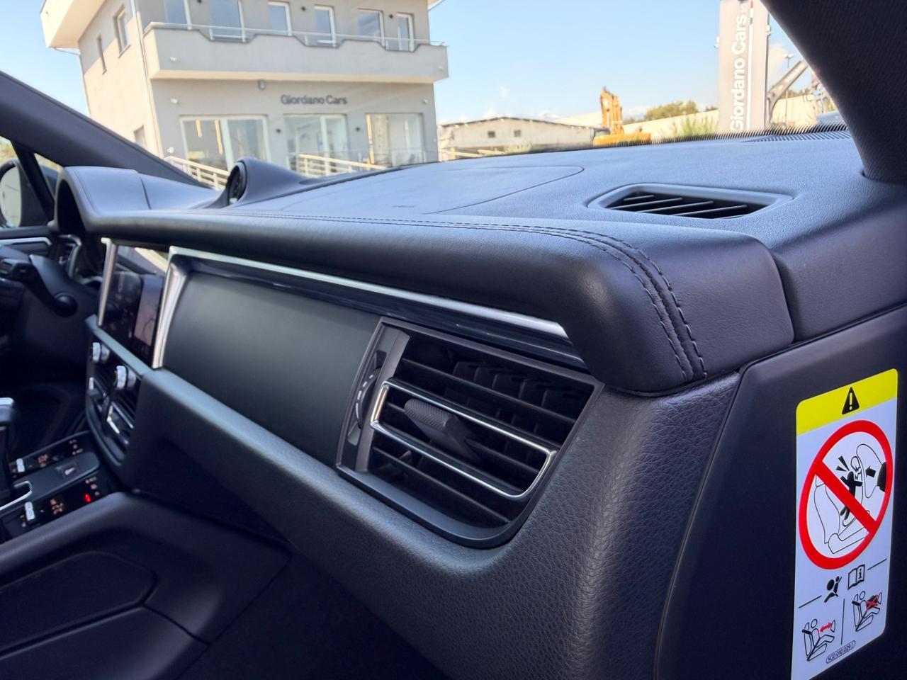 Porsche Macan 2.0 T 265cv Full tetto apribile in garanzia totale
