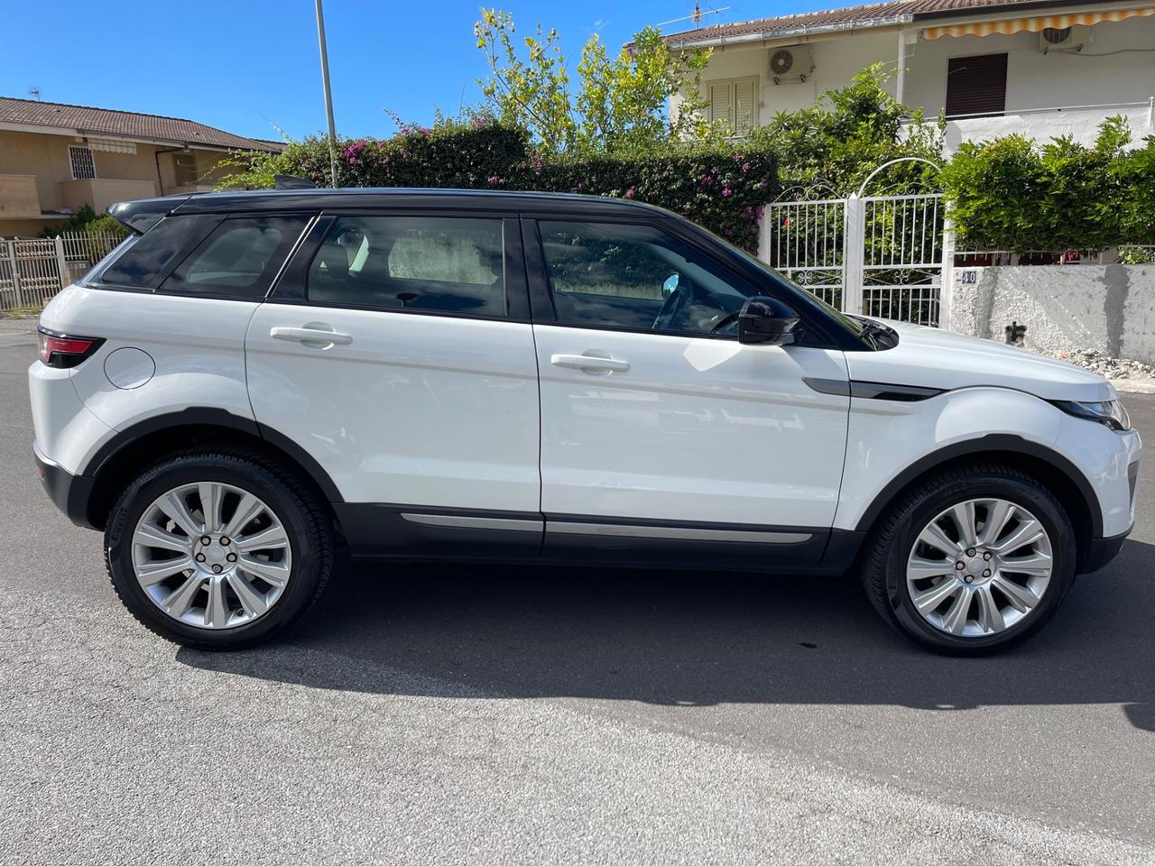 Land Rover Range Evoque 2.0 ED4 SE MANUALE