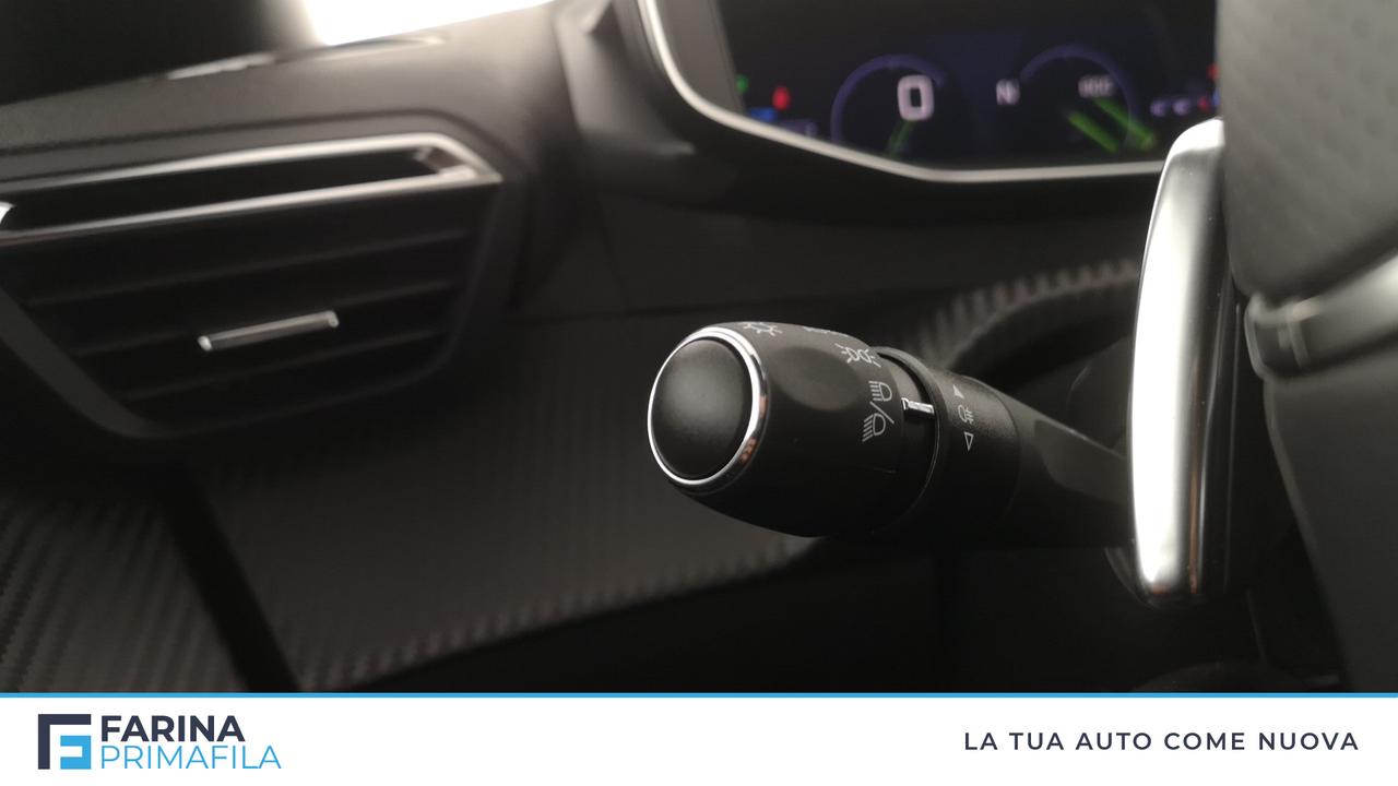 PEUGEOT 2008 1.2 hybrid GT 136cv e-dcs6