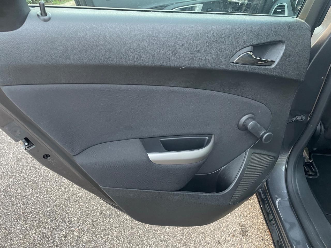 Opel Astra 1.7 CDTI 110CV 5 porte