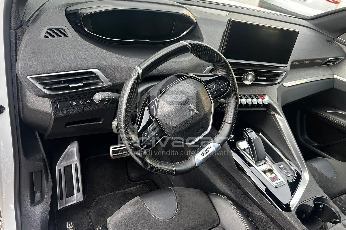 PEUGEOT 3008 Hybrid 225 e-EAT8 Allure Pack