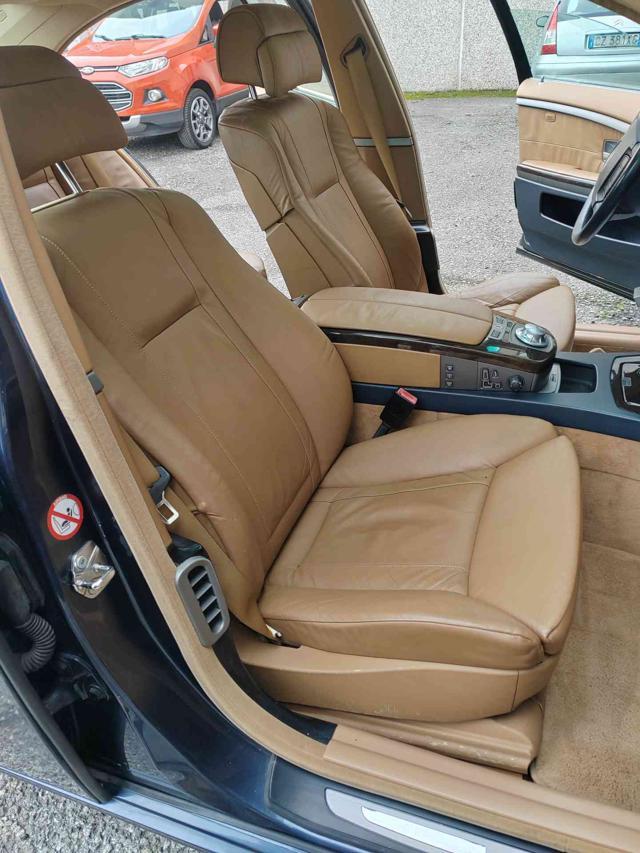 BMW 745 i cat
