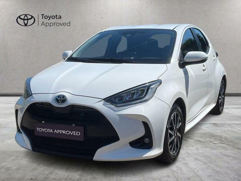 Toyota Yaris Hybrid Trend MY22