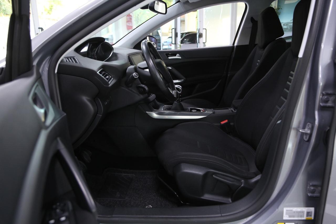 Peugeot 308 1.6 e-HDi 115cv Allure