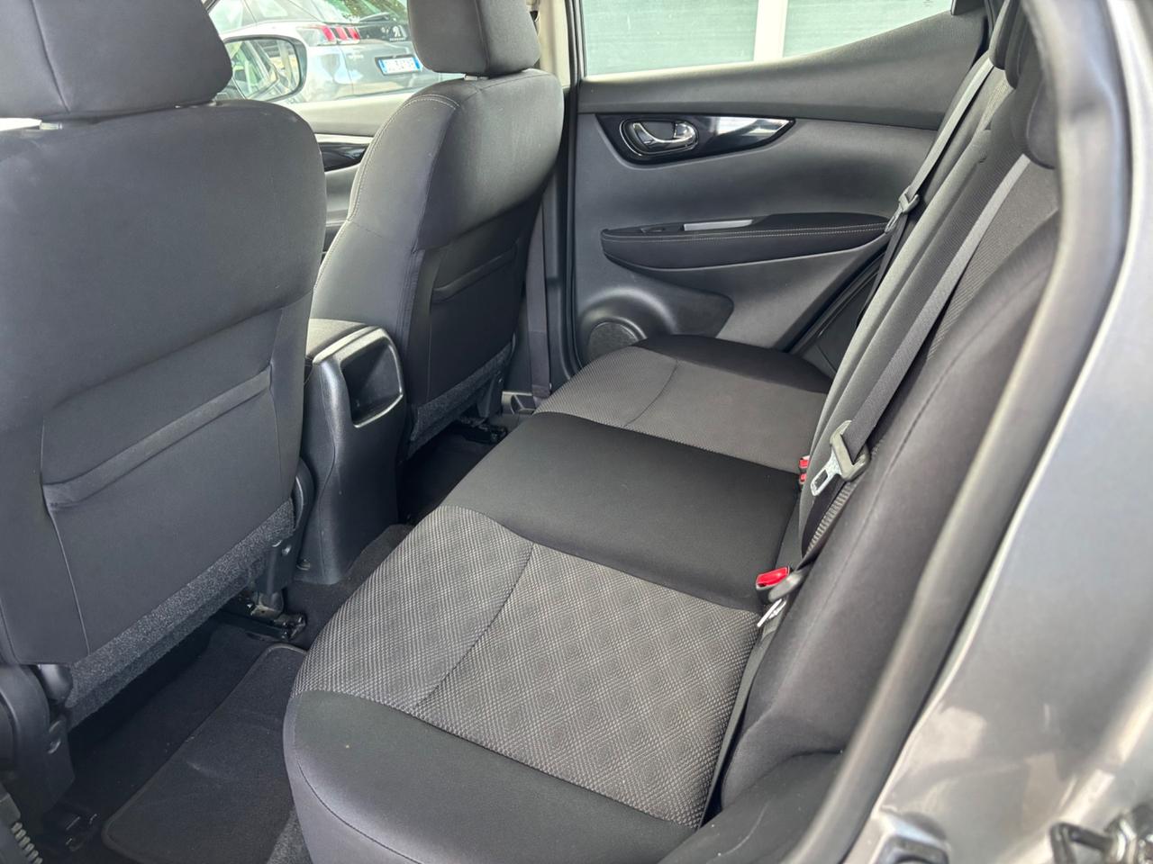 Nissan Qashqai 1.5 dCi DPF Tekna